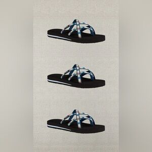 Teva Olowahu Strappy Sandal - Size 9